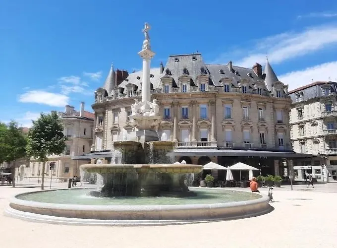 Apartman Hyper Centre De - Studette 38 *